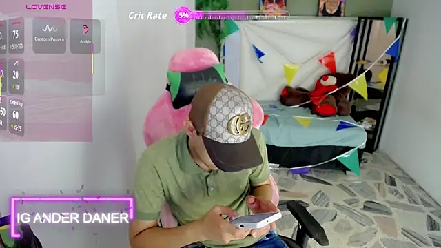 Top_and_bottom webcam
