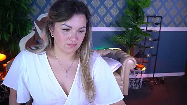AlissyaGrayy webcam
