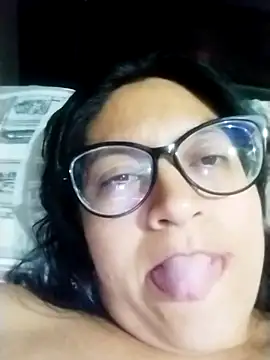 LatinSquirtBaby webcam