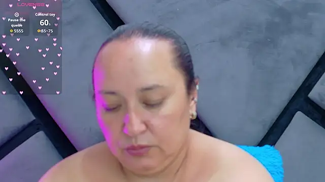 Natasha2603 webcam