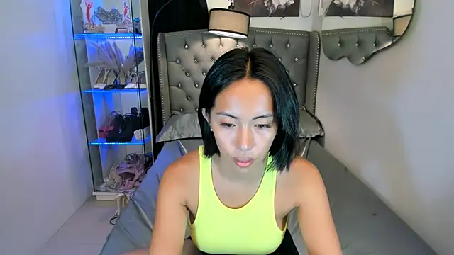 reighnempress webcam