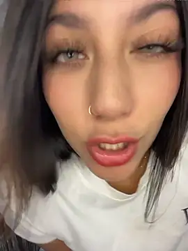 Watch MiaJones21 live on EroticFlix - High definition streams