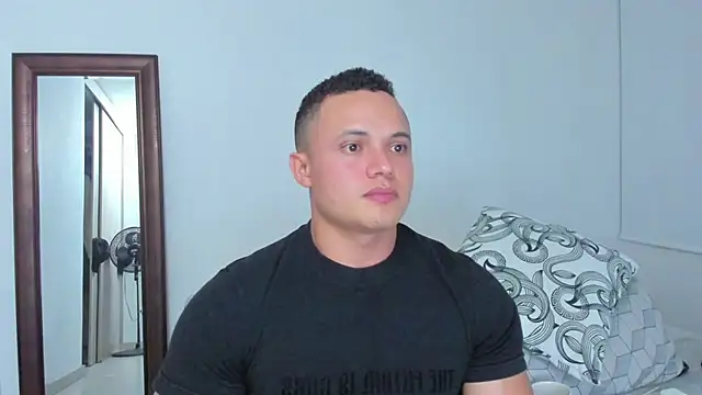 KingLevi01 webcam