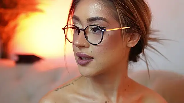 AileenKiss webcam