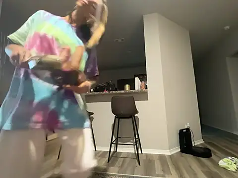 tastemecaroline webcam