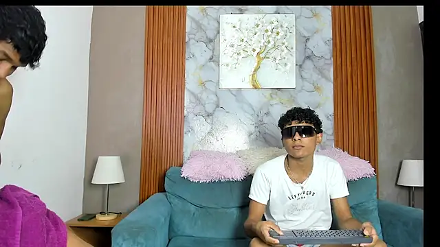 BOUL_GUYS webcam