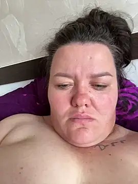 sunnyleila2101 - SunnyLeila2101's free webcam - UK Sex Cams
