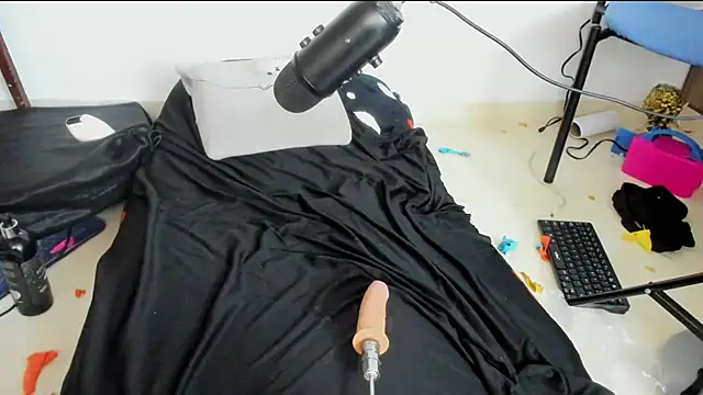 isa_loves_cum webcam