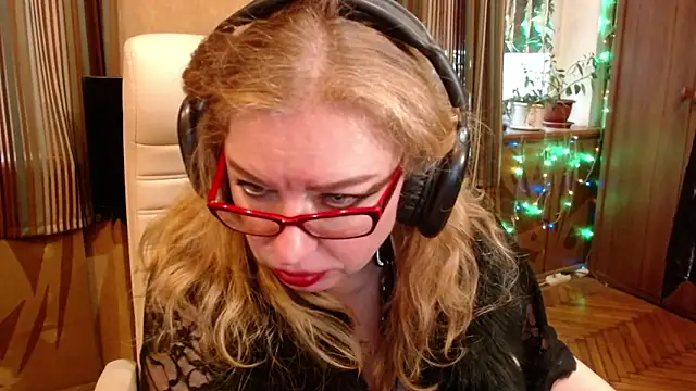 Miss_Tress webcam