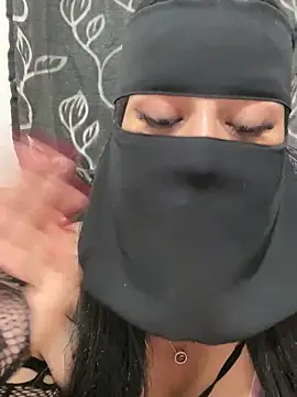 mari_layali webcam