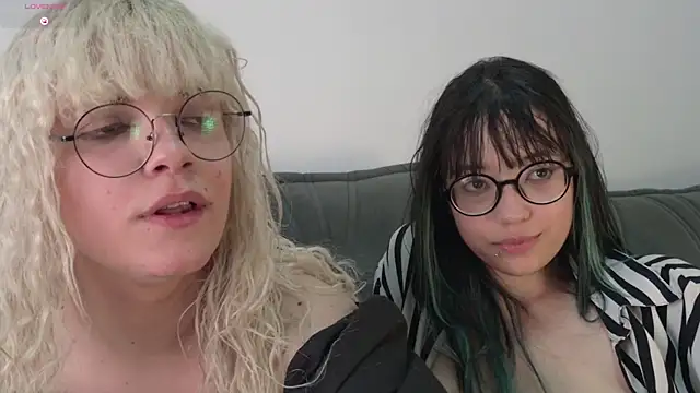 yumiandtsuki webcam