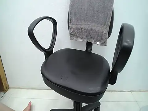 _Lady- webcam