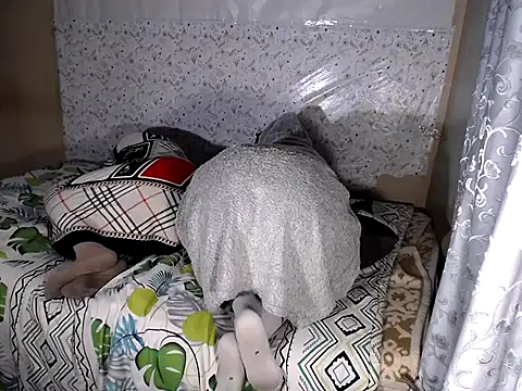 BendMeOverXX webcam