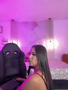 amber_white15 webcam