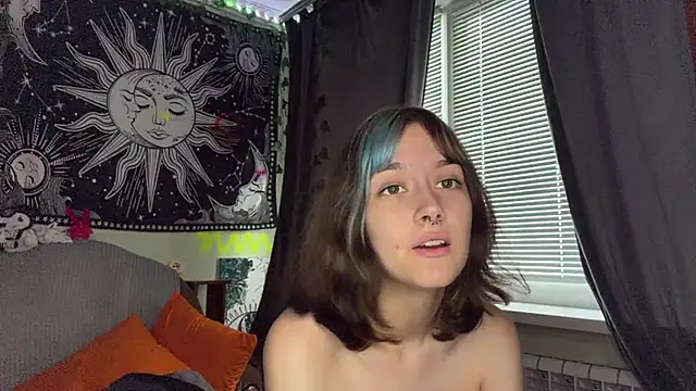 YourFavoriteAltgirl webcam