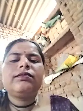 HOpooja356l webcam