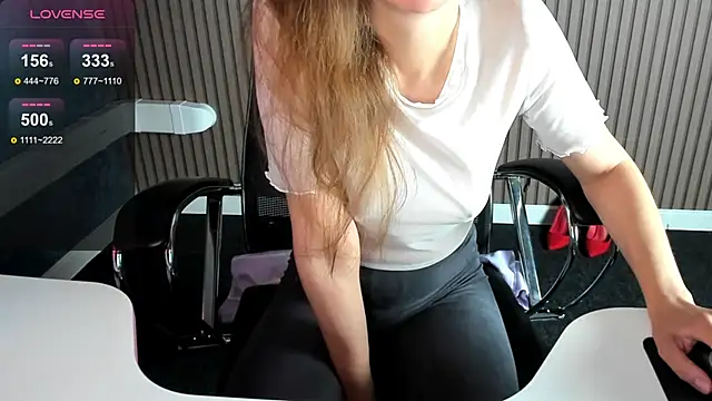 mommy_cum1 webcam