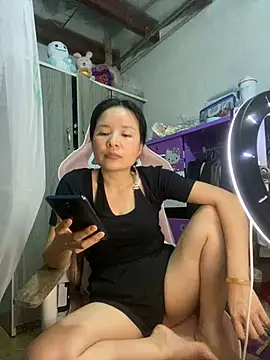 Ivy_Trix2 webcam