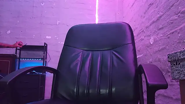 DanielsCock420 webcam
