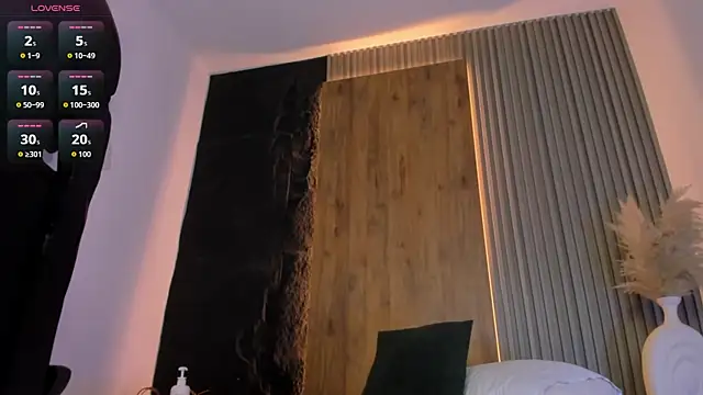 lia_sexx19 - Lia_sexx19's free webcam - UK Sex Cams