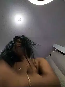 SaharQamar webcam
