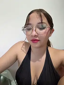 AliciaWhite_nt webcam