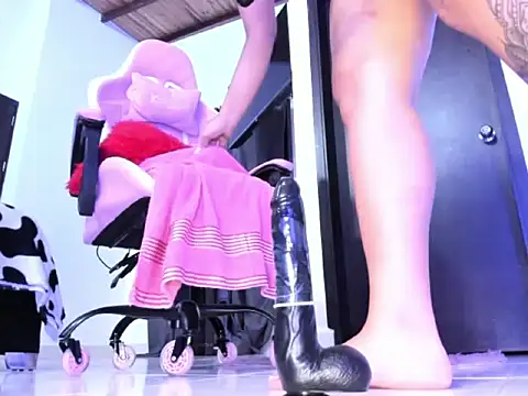 cristina697 webcam