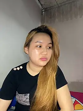 Almira6868 webcam