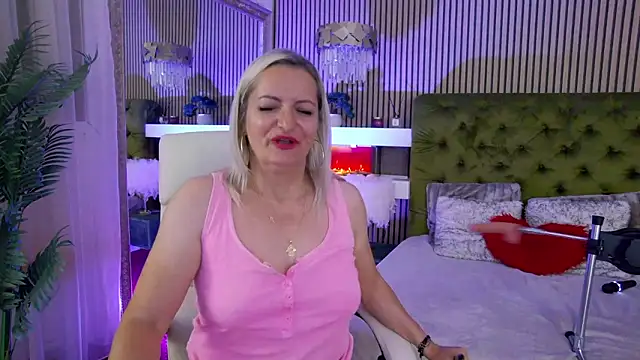 LadyTouch webcam