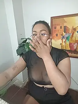 EmmaKantutera webcam