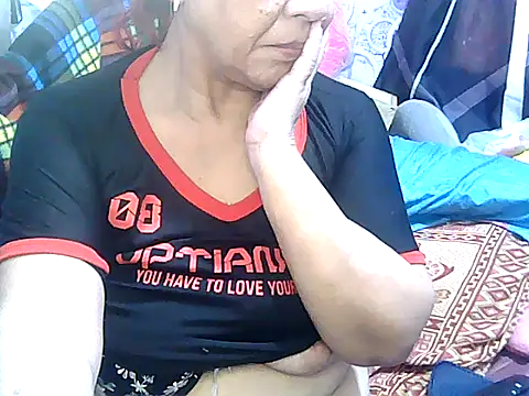 Sweetpinay_mature webcam