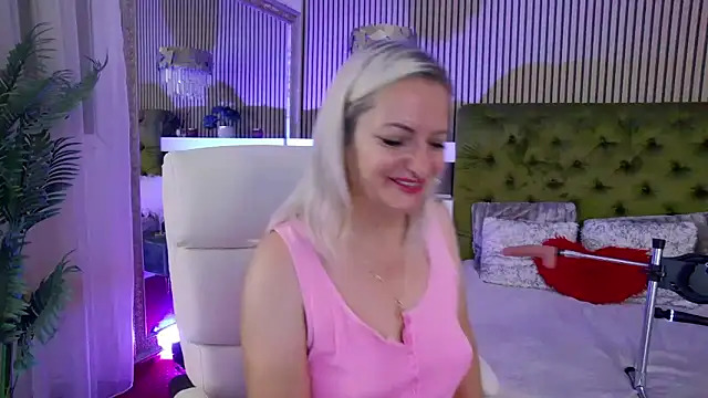 LadyTouch webcam