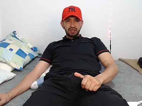 thomass1018 webcam
