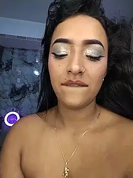 SaharQamar webcam