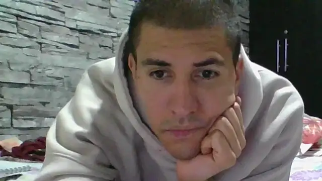 Sexylatin64 webcam