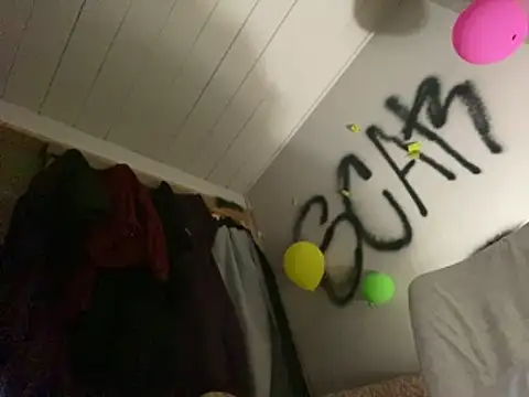 GusanoDelicioso webcam