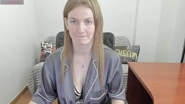 Alisha_Skyes webcam
