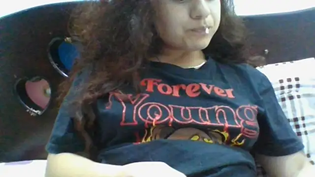 Velvet_Moon_V webcam