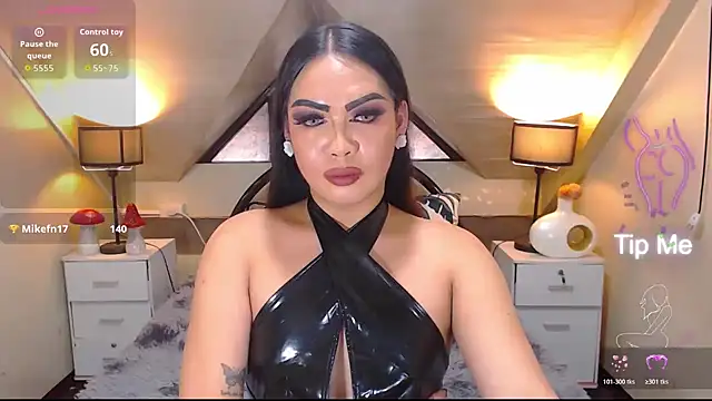 GODDESSHUGECOCKANDREA webcam
