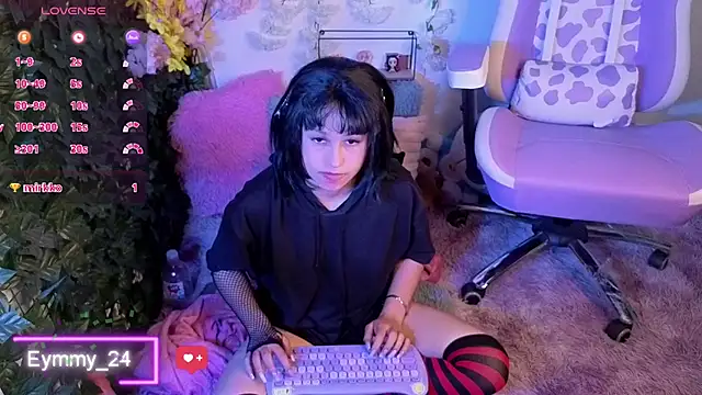 Eymmy_24 webcam