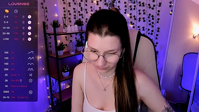LinaBlossom_ webcam