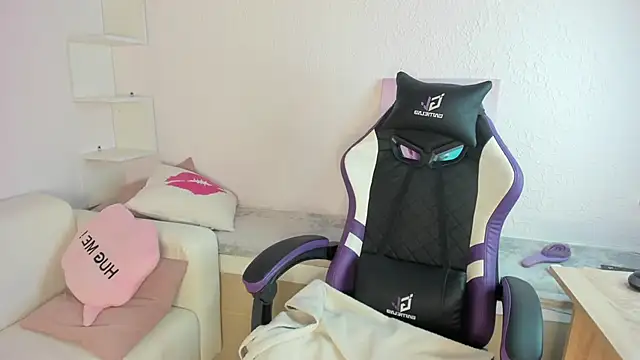 Ella_starrr__ webcam