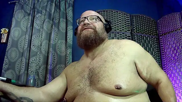 BigBearforCuddles webcam