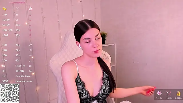 LunaRossaa webcam