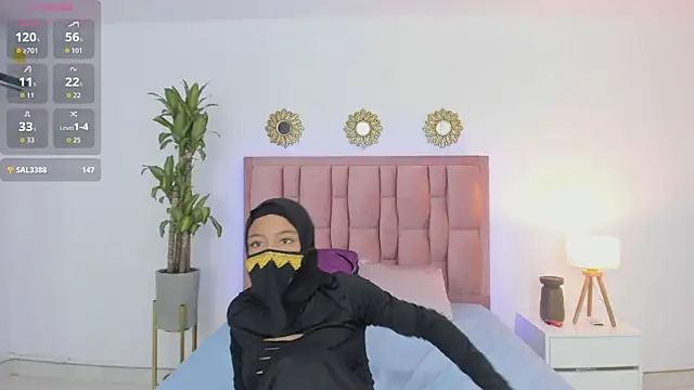 saharaa_noor webcam