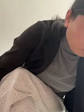 Watch daaqnn live on EroticFlix - High definition streams