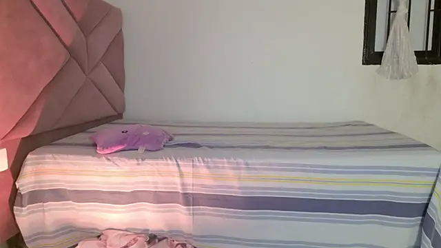eva_sin18 (F young) - double penetration