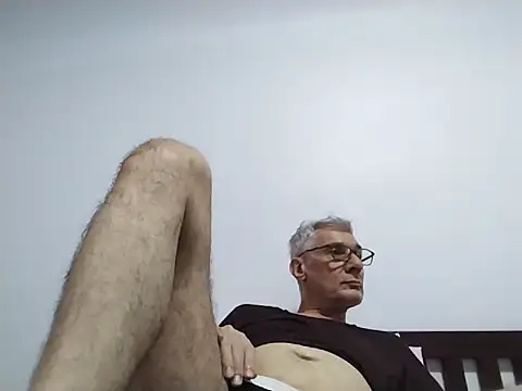 BIGUNCUTHARDCOCK webcam