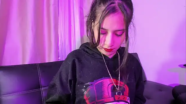 Misha_Lover webcam