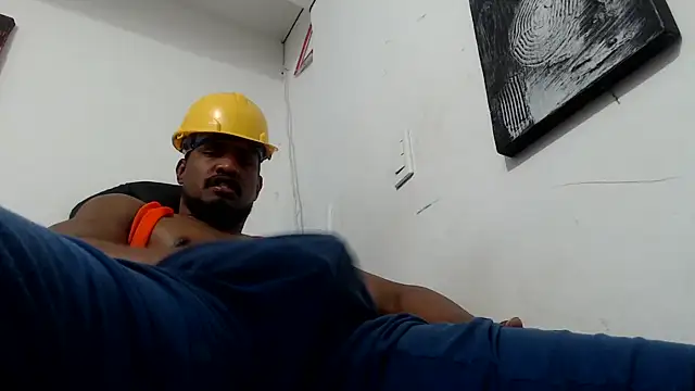 ElCaballeroNegro24 webcam